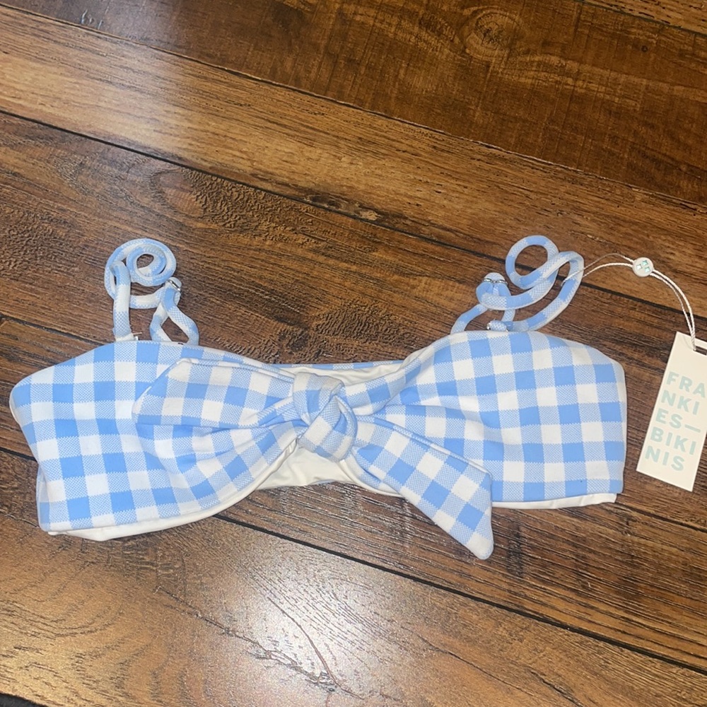 New gingham top blue & white print from Frankie‘s bikini medium